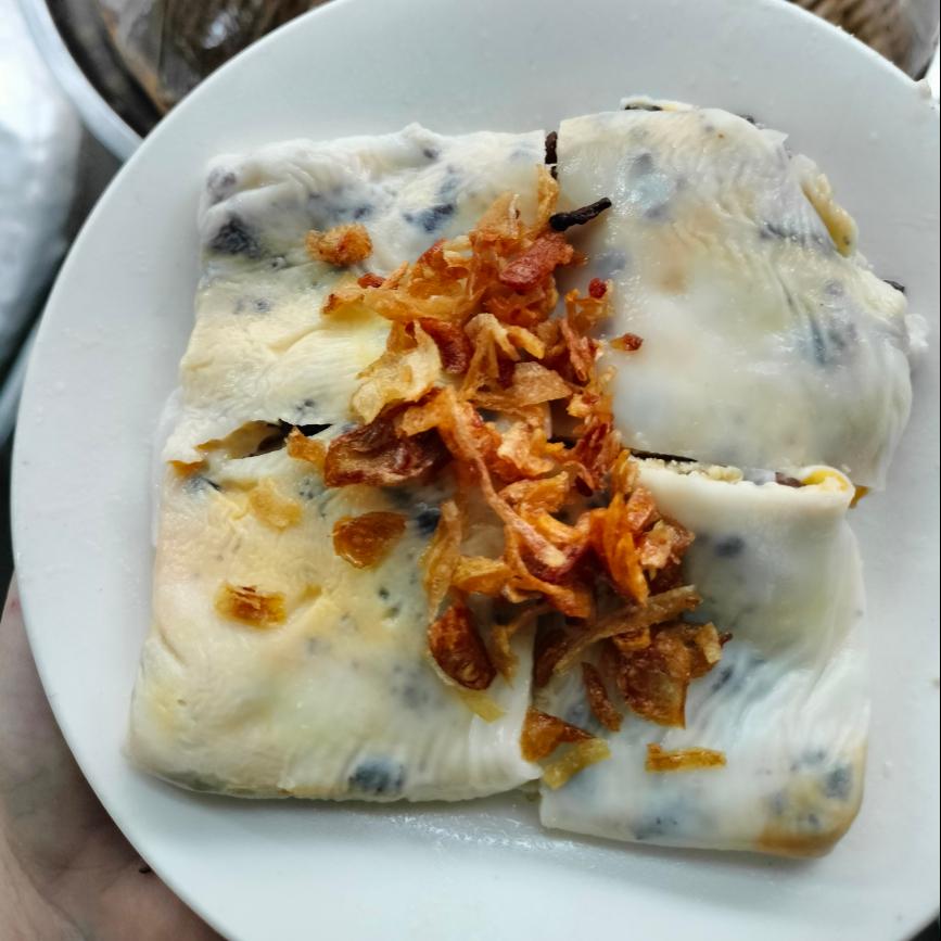 banh-cuon-trung-chin-thit-nuong