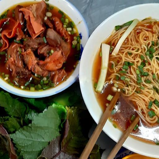 hu-tieu-mi-gan-gai-tai-luoi-ham