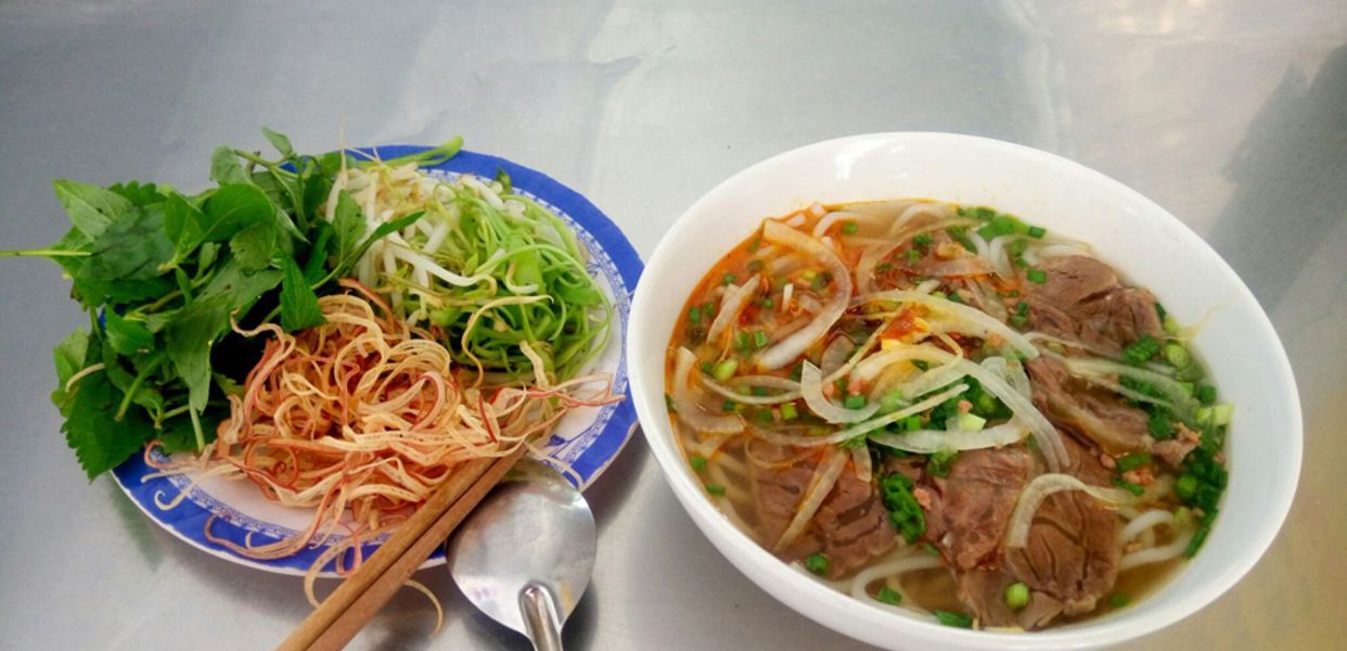 Điểm-Tâm-Nắng-Xuân---Bún-Bò---Bún-Mộc---Đường-Số-21