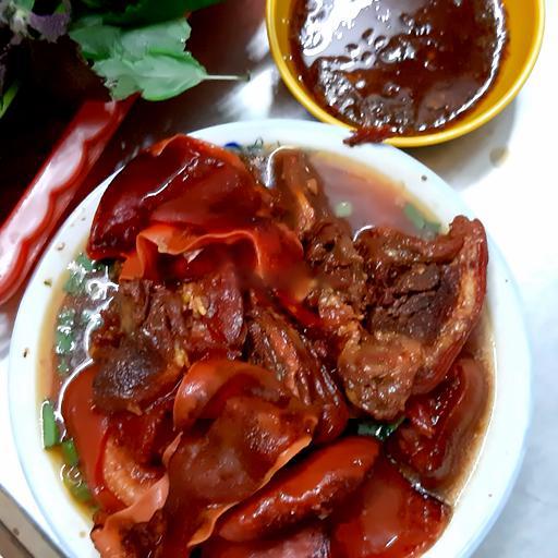 hu-tieu-nac-tai-nam-to-lon