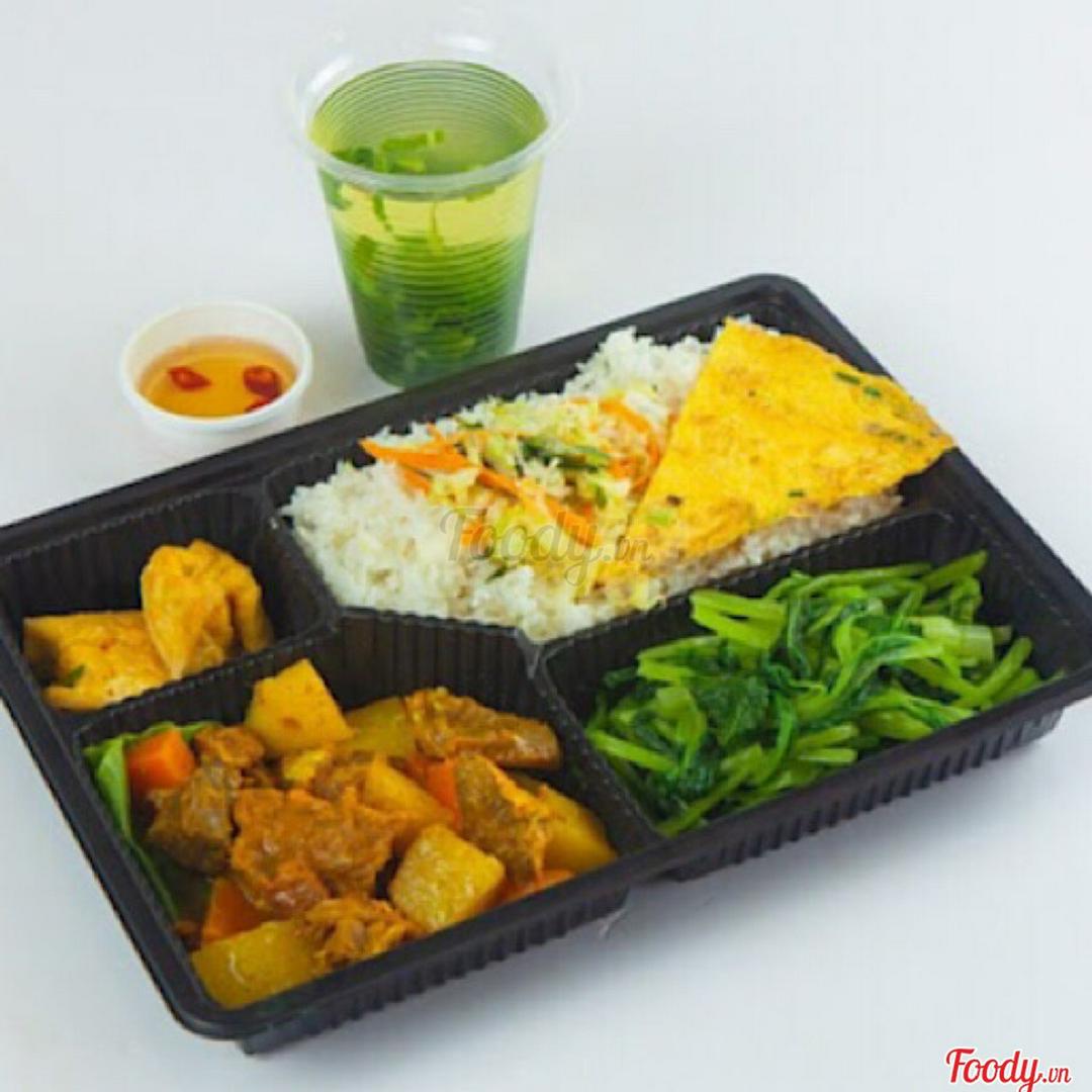 com-thit-nuong-la-mac-mat