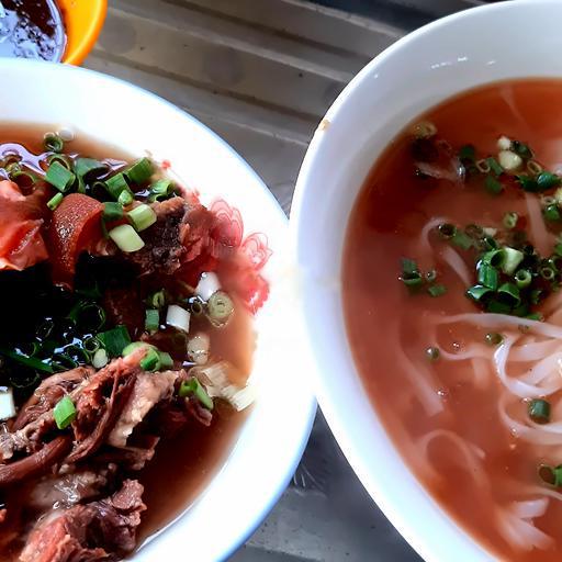 hu-tieu-de-thap-cam-oc