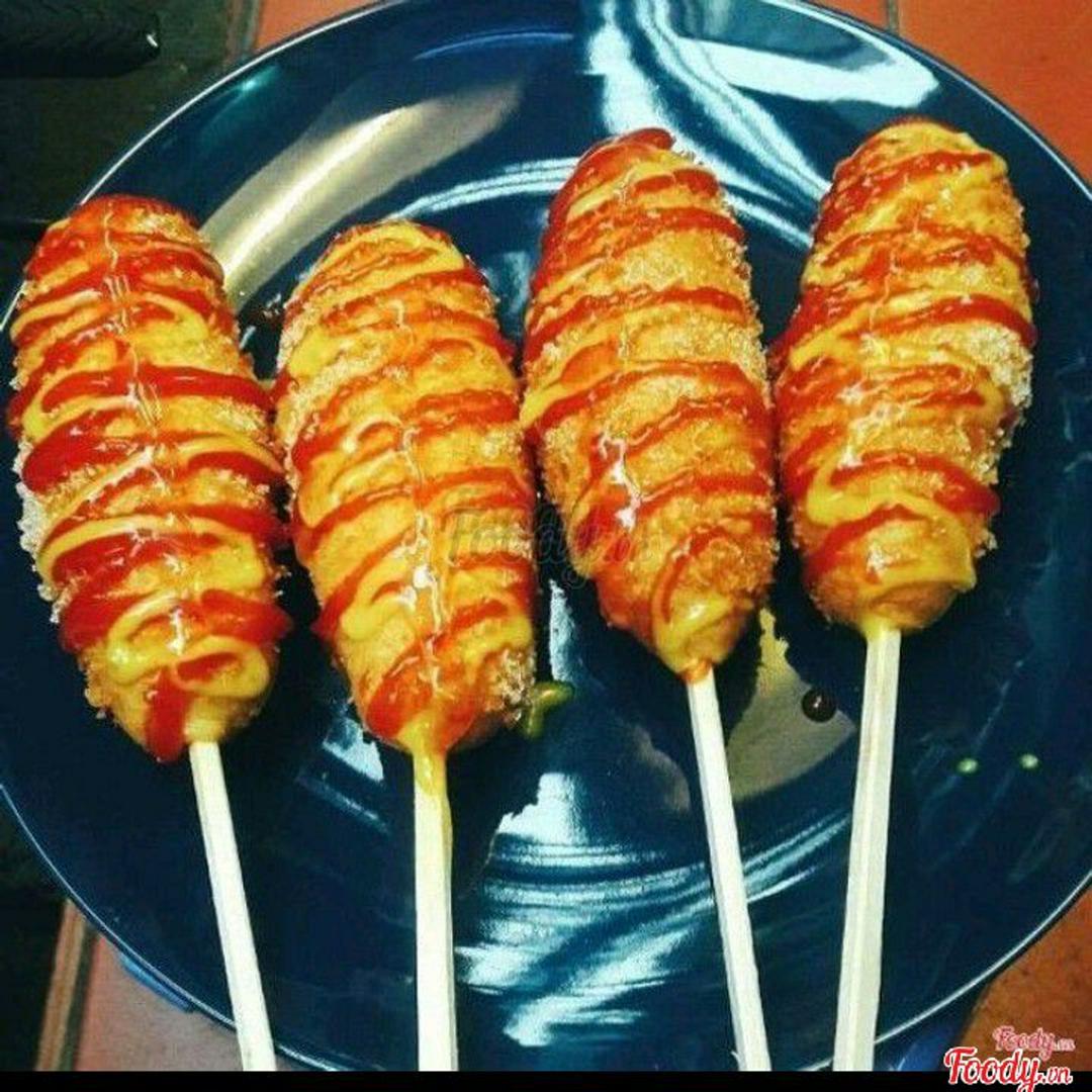 hotdog-xuc-xich-pho-mai