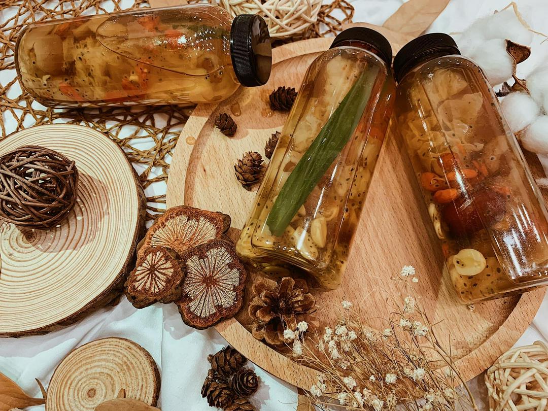 chai-che-duong-nhan-tuyet-yen-nhua-ao-10-vi