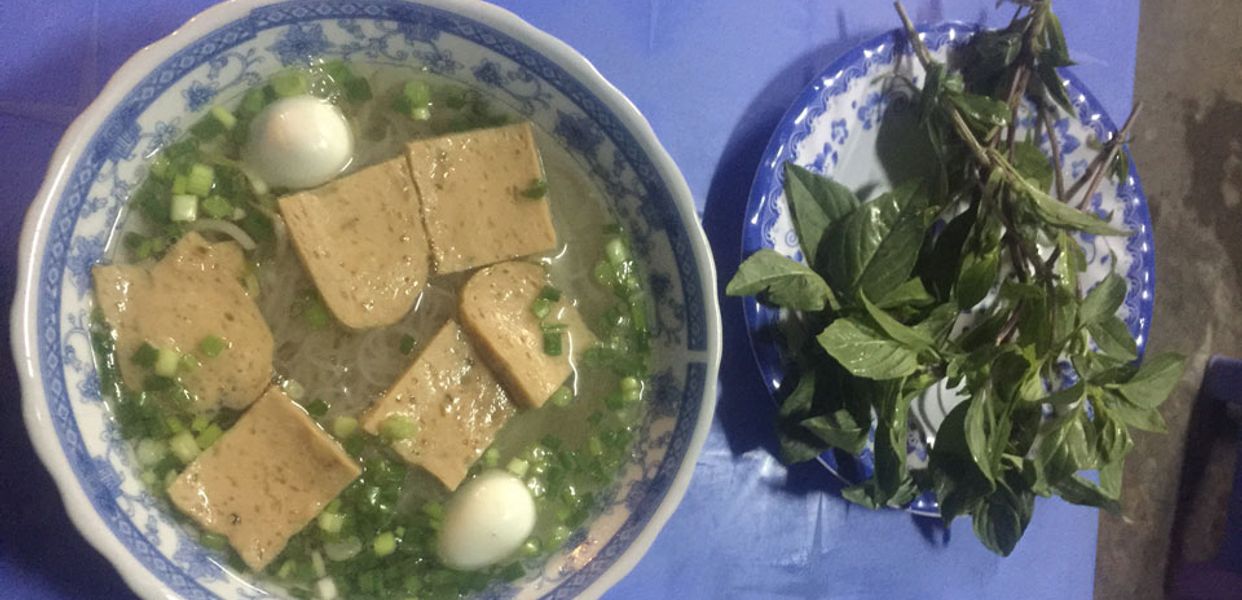 hu-tieu-go-binh-dan-468-phan-van-tri