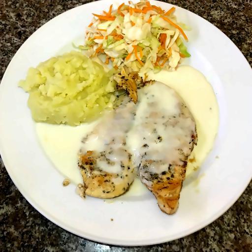 fried-chicken-breast-with-cream-sauce