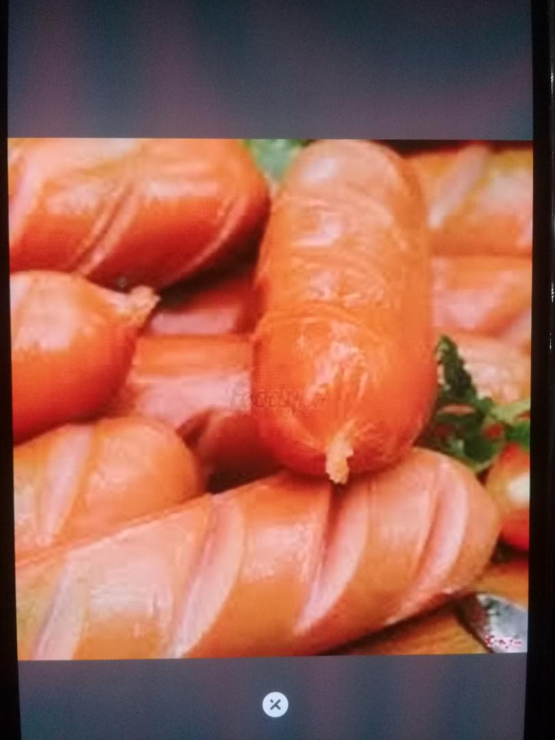 x3-xuc-xich-cho-vao-mi