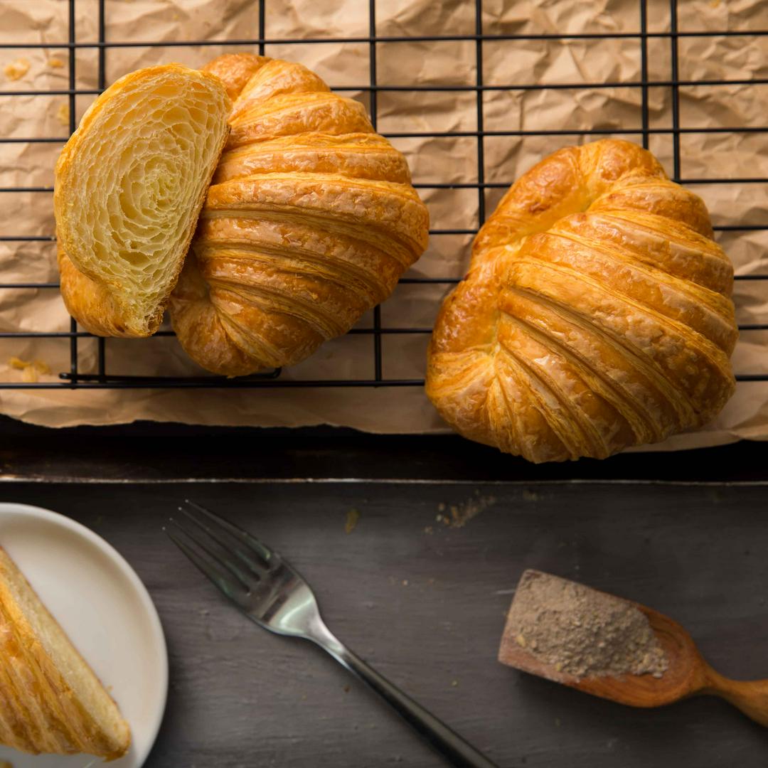 banh-croissant-bo-55gr