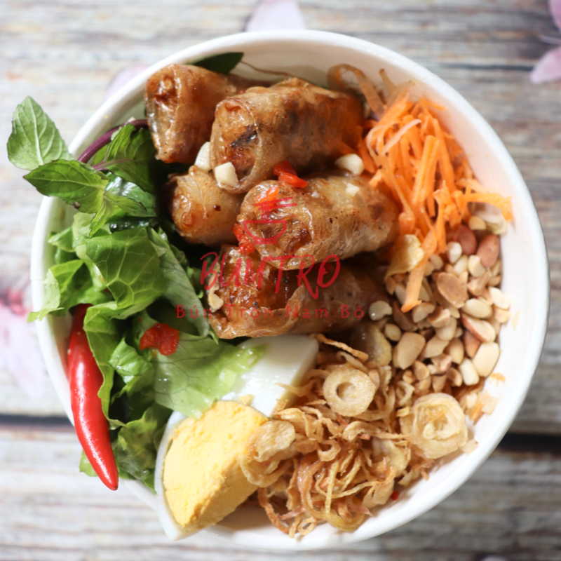 bun-tron-cha-nem-tom-cua