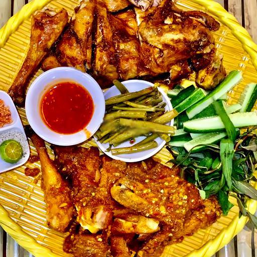 ga-tieu-xanh-nua-con