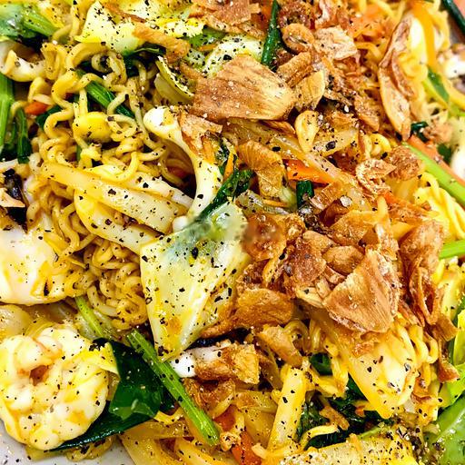 mi-tom-coi-chuong-xao-hai-san