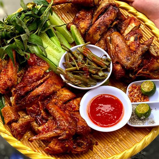 ga-tieu-xanh-nguyen-con