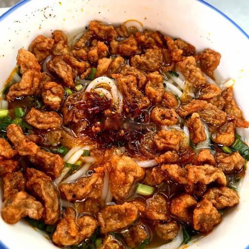 banh-canh-cha-ca-to-lon