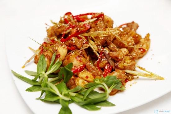 chan-ga-rut-xuong-sot-me-lon