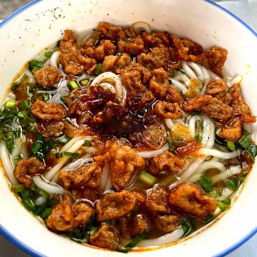 banh-canh-cha-ca-to-nho