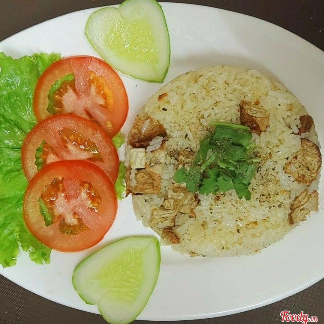 com-chay-chien-ca-man