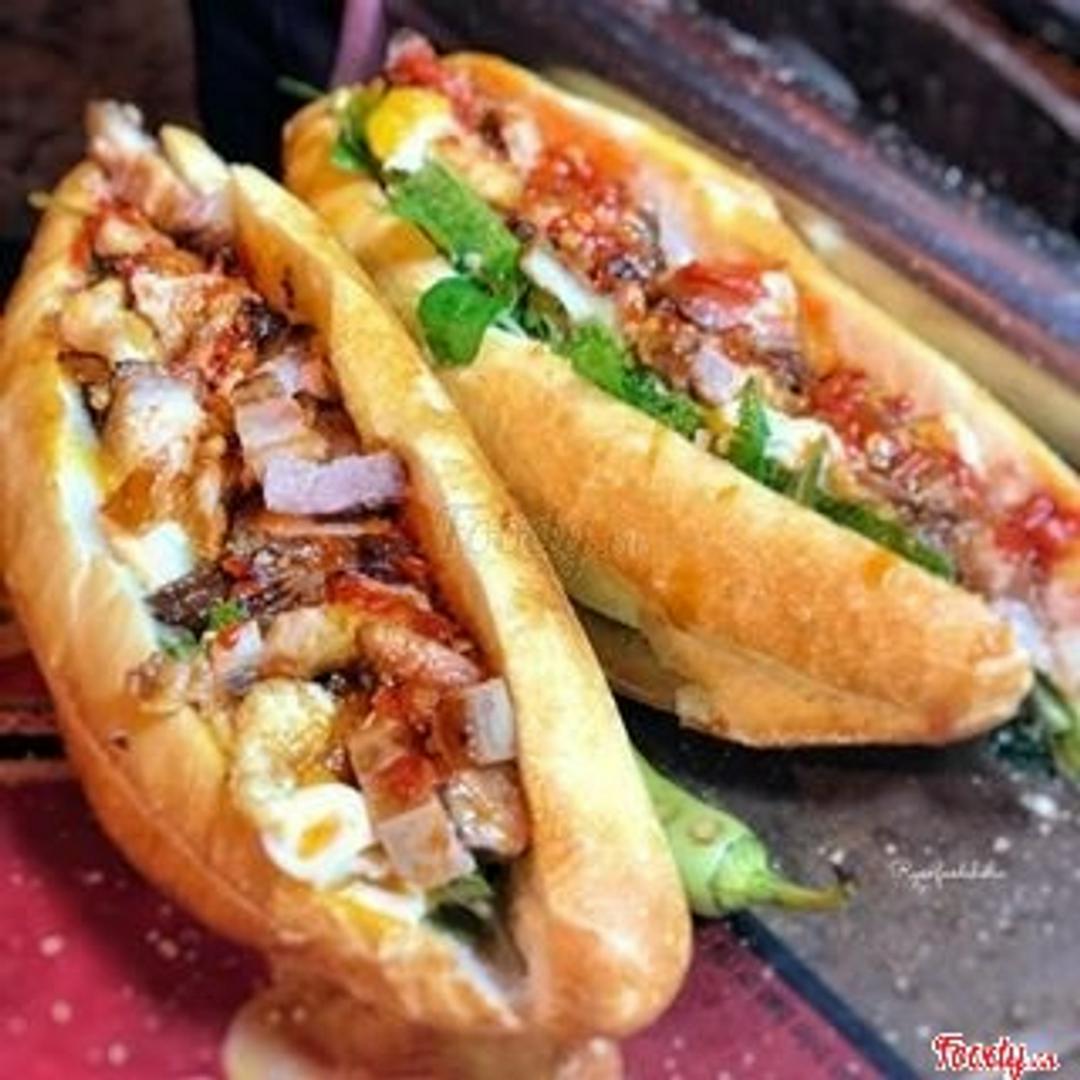 banh-mi-thit-quay