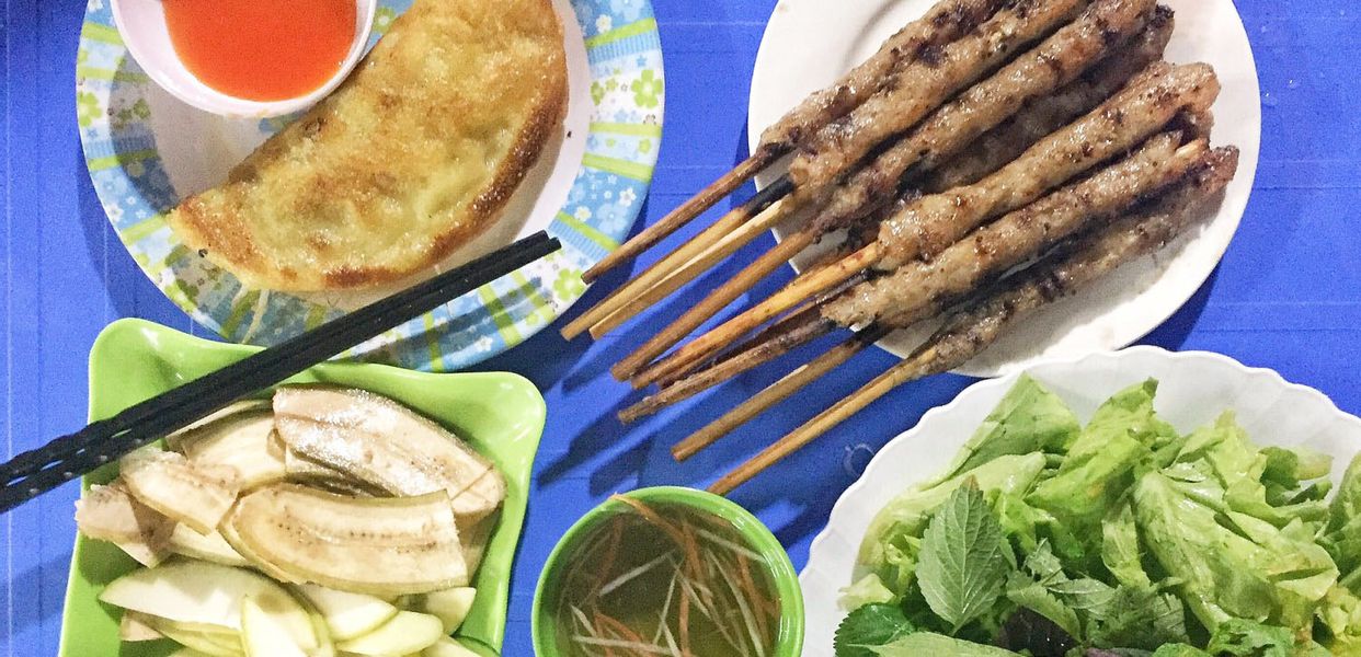 tu-xeo-banh-xeo-nem-lui-oi-can