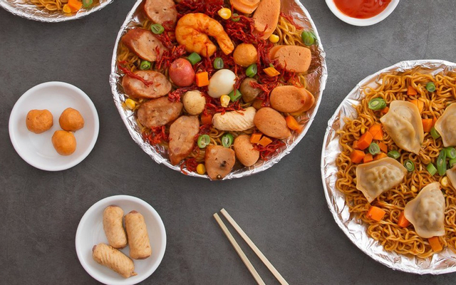 duy-tung-mi-tron-indomie-trung-kinh