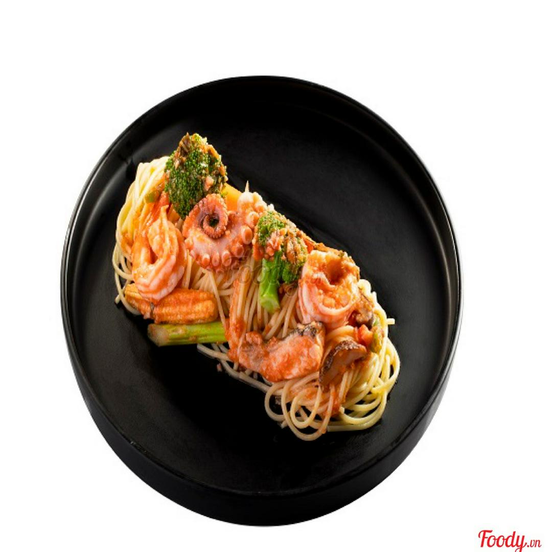 mi-y-xao-hai-san-va-rau-cu