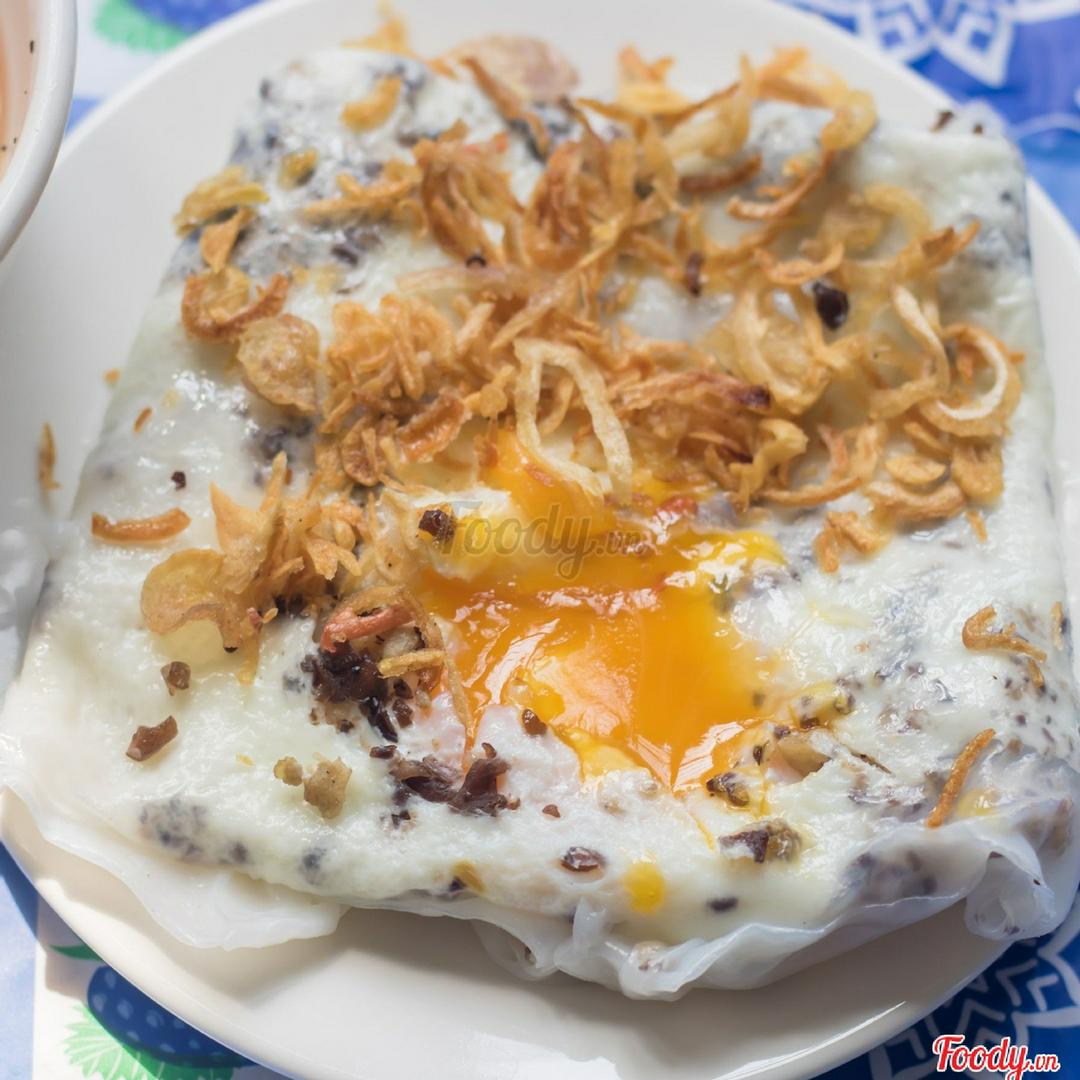 banh-cuon-trung