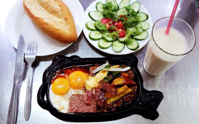 banh-mi-pate-bit-tet-inh-liet