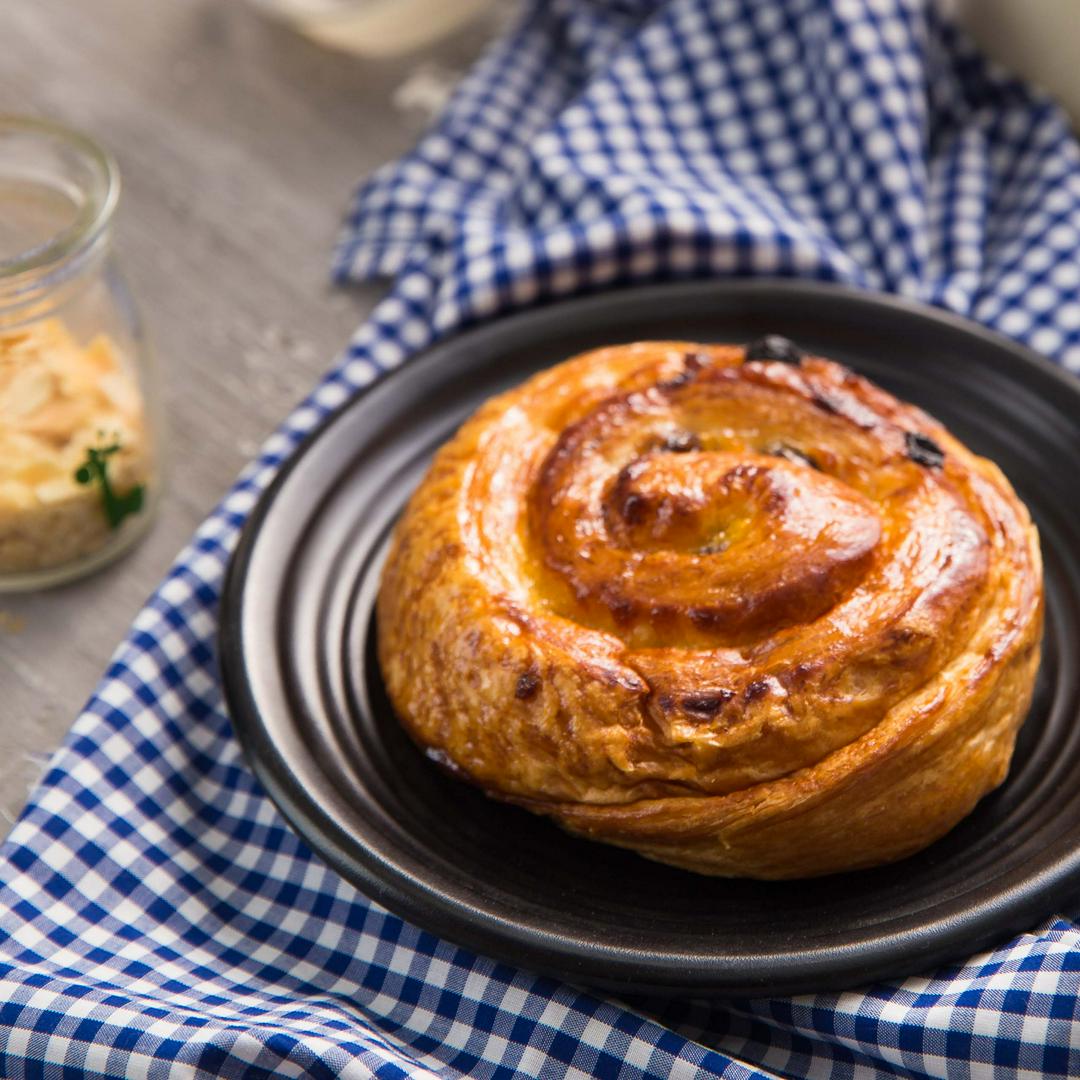 banh-danish-nhan-nho-my-65g