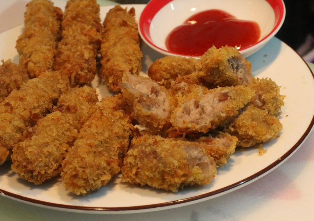 combo-10-nem-chua-ran-5-xien-thit-nuong-1-coca