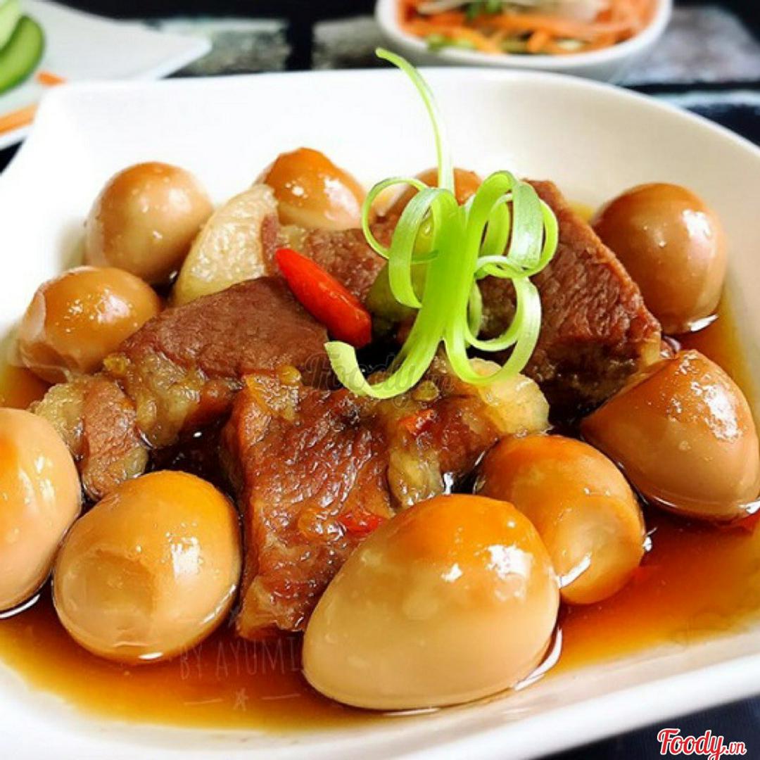 com-thit-kho-trung-coca-cola