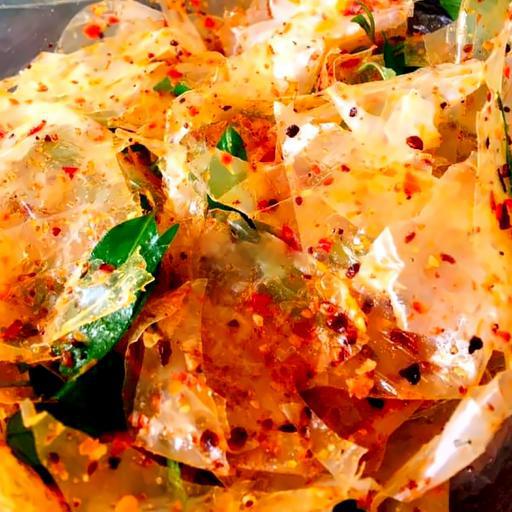 banh-trang-tron-muoi-toi-sa-te