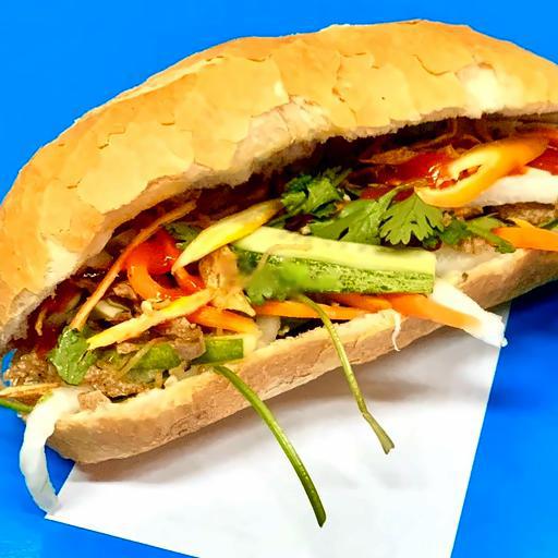 banh-mi-thap-cam-chay