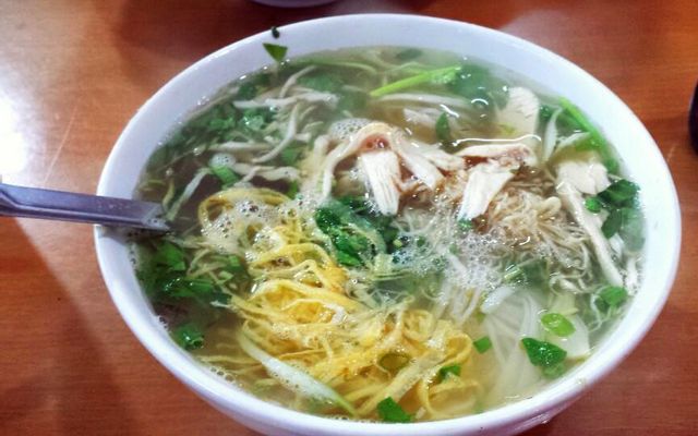 thanh-hop-pho-ga-bun-thang-inh-liet