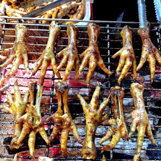 combo-8-chan-4-canh-2-banh-mi