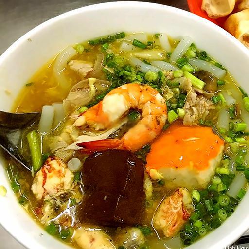 banh-canh-ay-u-khong-co-banh-quay