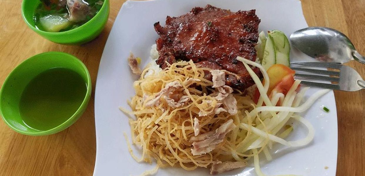 Cây-Xoài---Bún-Thịt-Nướng-Và-Cơm-Tấm---Đường-số-59