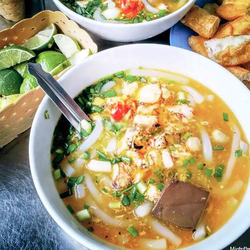 banh-canh-cua