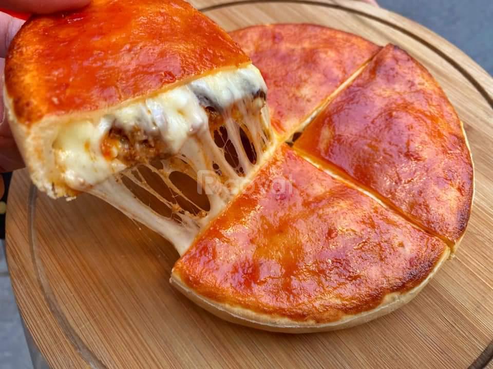 pizza-chicago-nhan-nhoi-pho-mai
