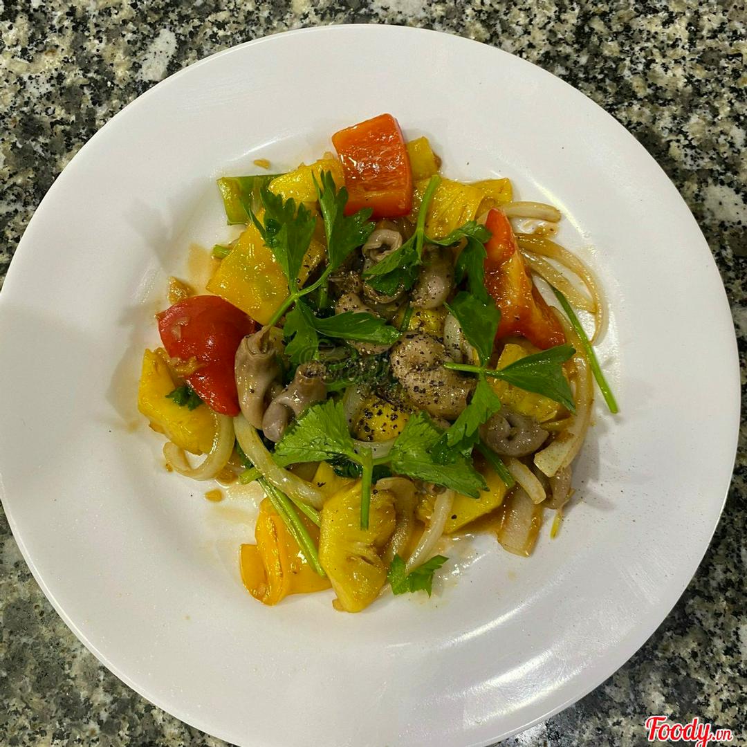 com-chien-bao-tu-ca-xao-chua-ngot