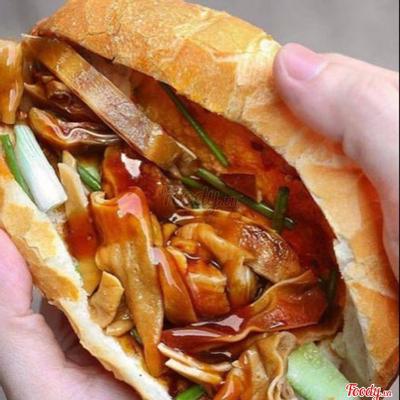 banh-mi-kep-pha-lau
