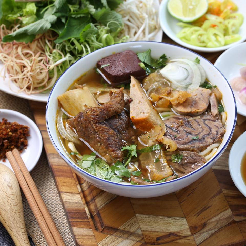 bun-bo-gia-truyen-khoi-since-1980-ac-biet