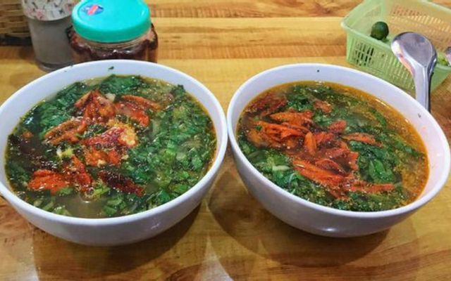 quan-18-canh-ca-ro-ong-ngoc-hoi