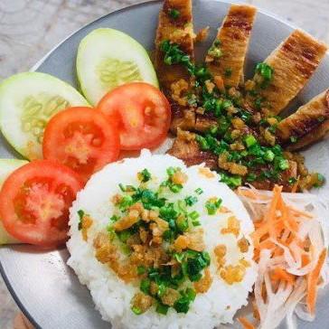 com-suon-mieng-top-mo-mam-keo