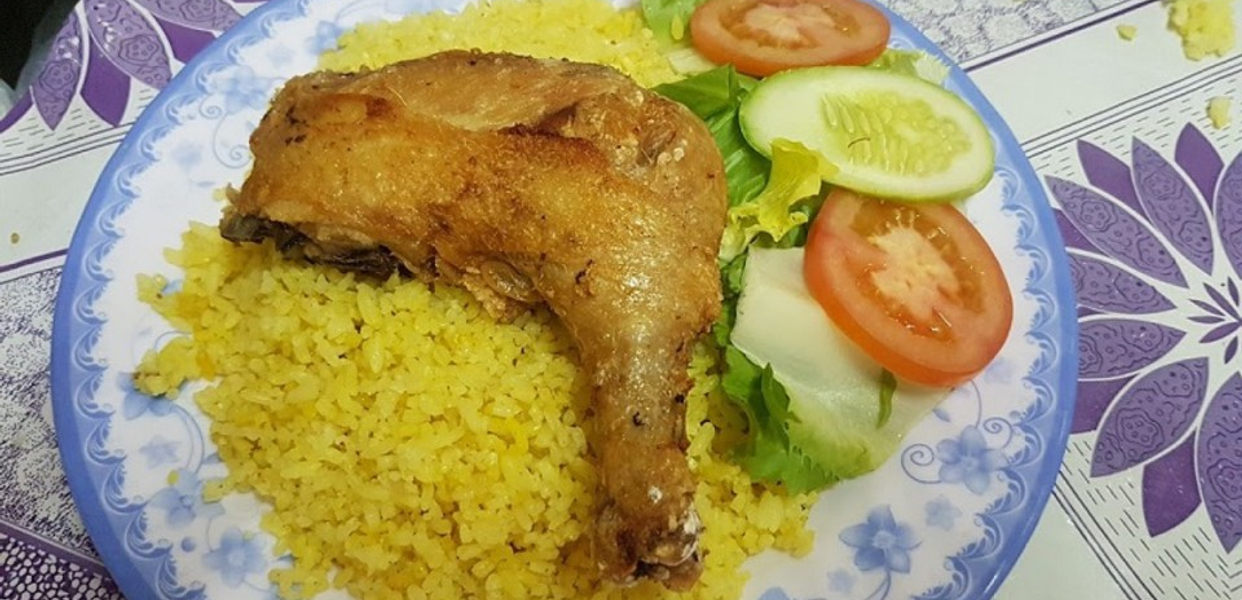 a-u-com-ga-xoi-mo-101-vanh-ai-tay