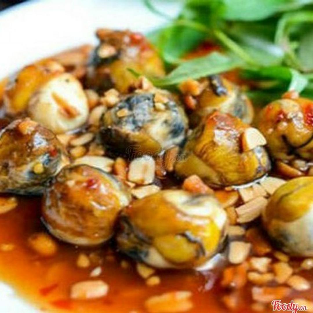 trung-cut-lon-xao-me