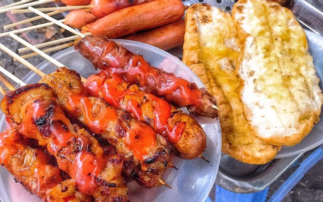 thit-xien-nuong-banh-mi-bo-thcs-thai-thinh