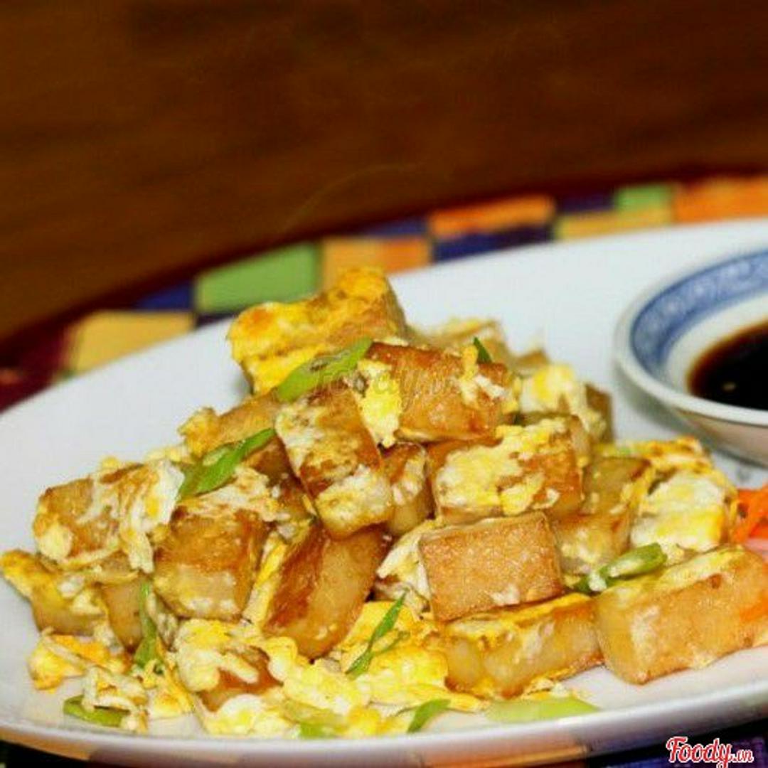 bot-chien-trung-xuc-xich