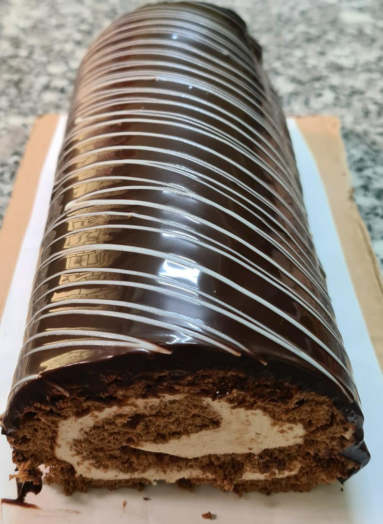 banh-socola-kem-chocolate-roll-100gr
