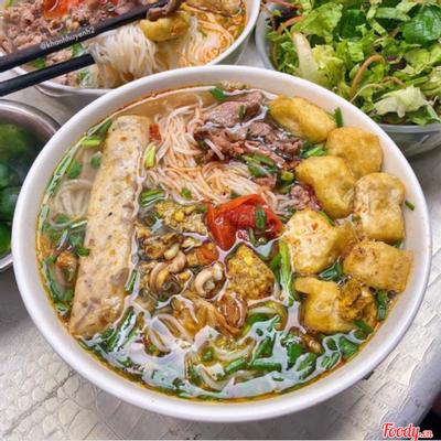 bun-rieu-cua-gio-bo-au