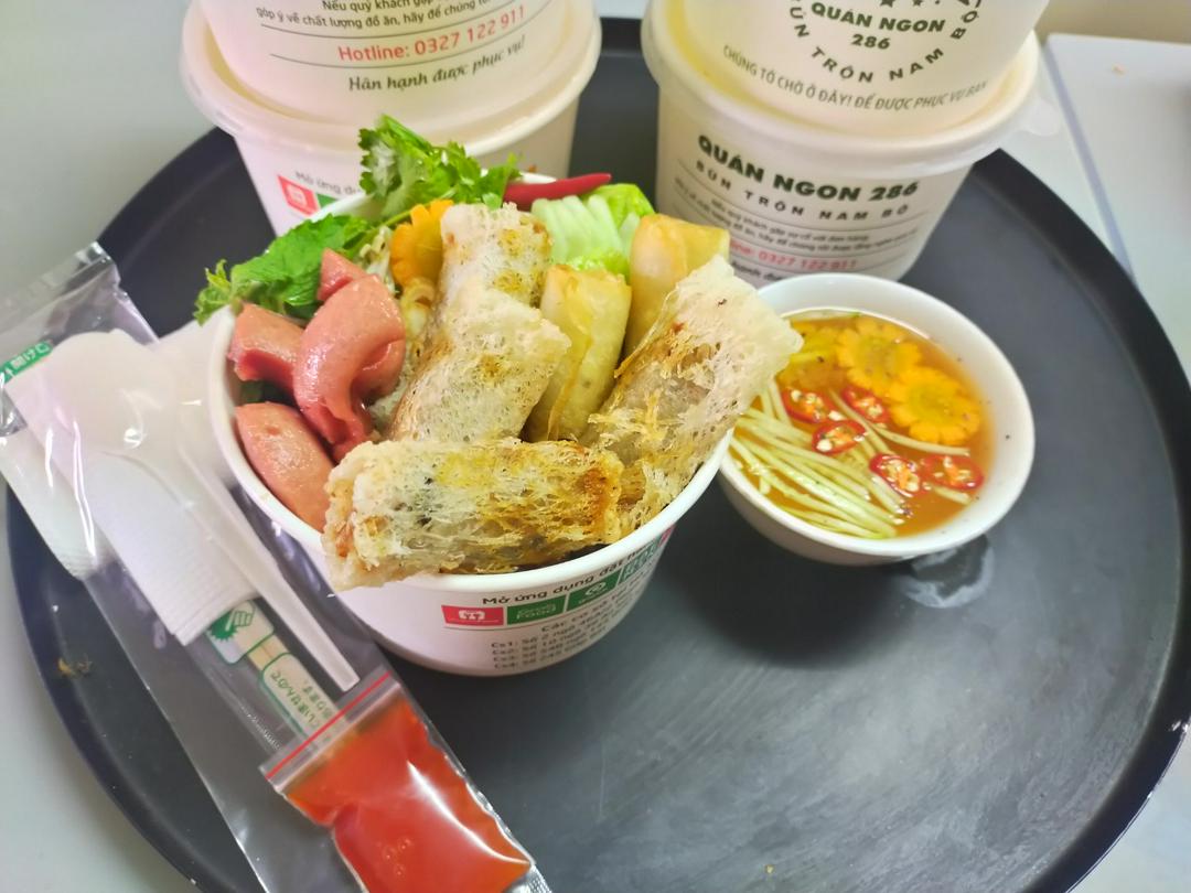 bun-tron-nam-bo-ac-biet