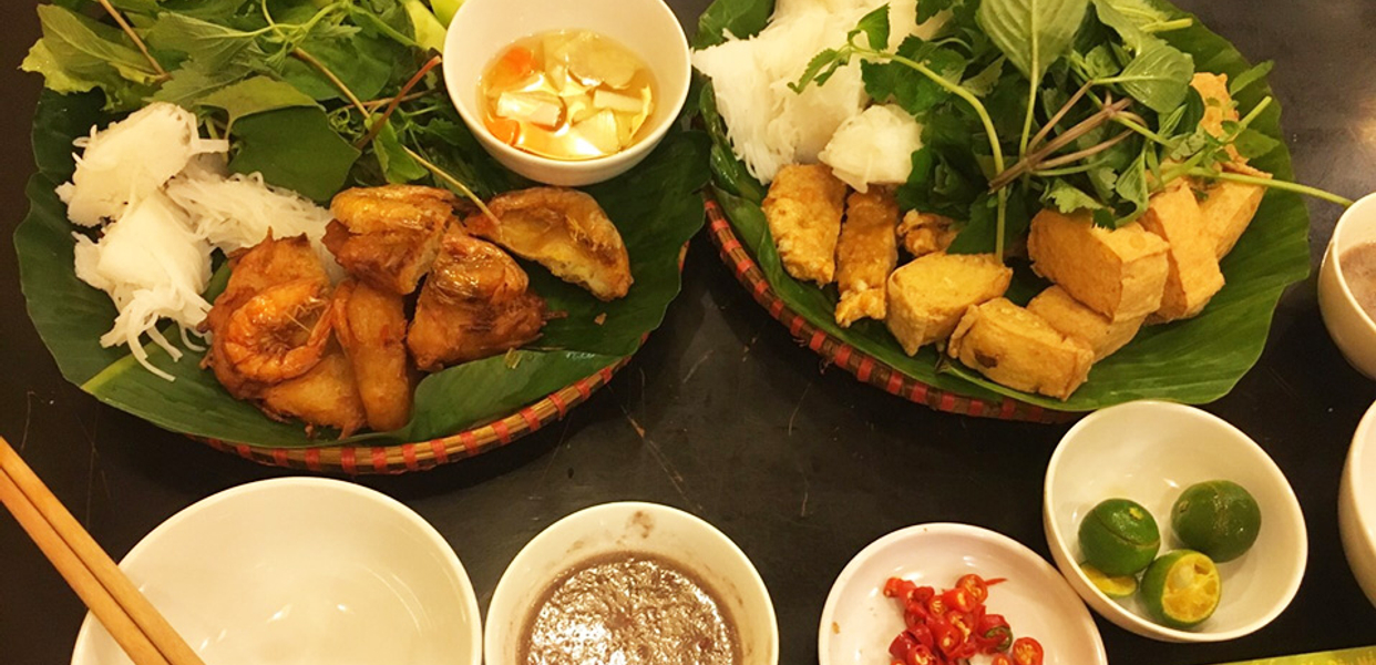 quan-quang-ganh-bun-au-mam-tom-tran-quang-dieu